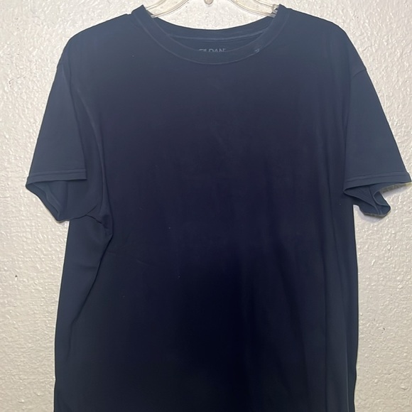 Gildan navy blue T-shirt, size large - Picture 2 of 4